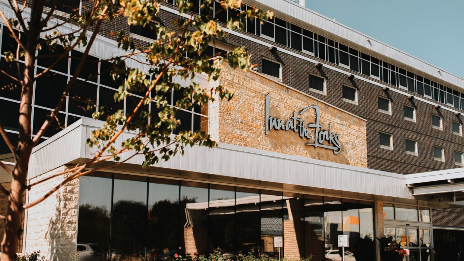 Inn at the Forks is a gay and lesbian friendly hotel in Winnipeg.