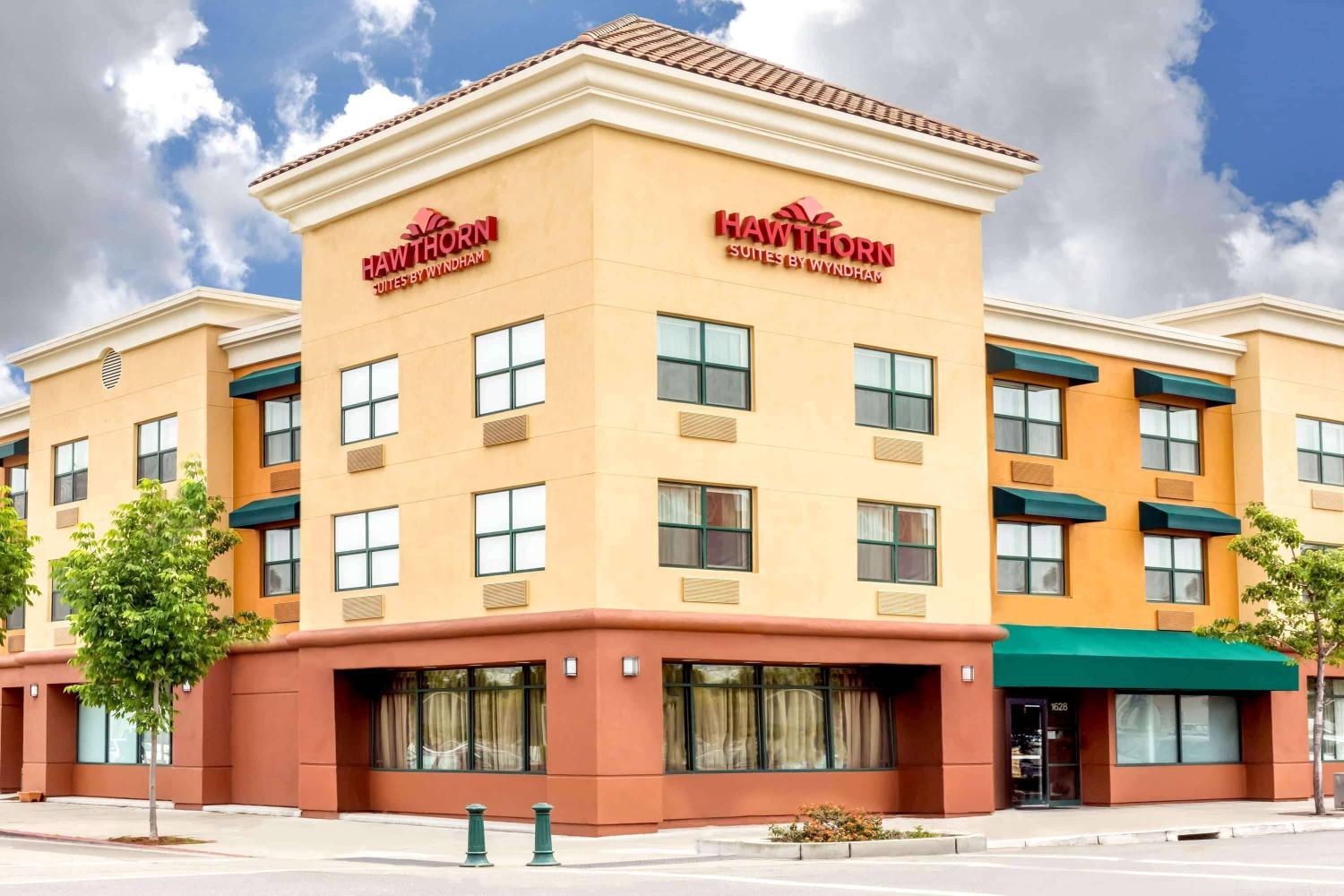 Hawthorn Suites Alameda - World Rainbow Hotels